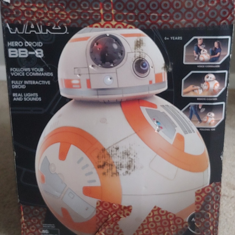 Brand New Hero Droid - Picture 2 of 2